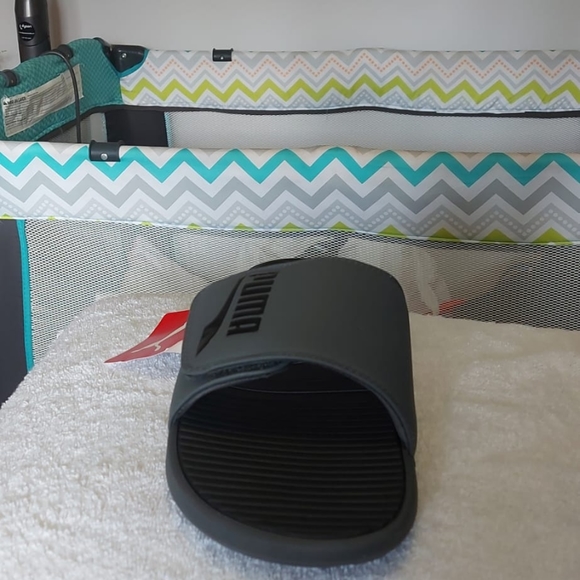 Puma Slide - Picture 2 of 3